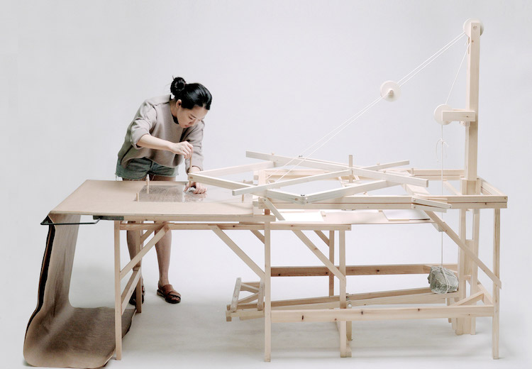 - ViralBandit How To Write Bodoni Lower Case by Sooji Lee