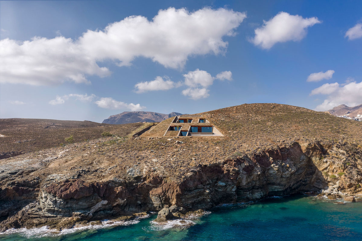 NCaved House Is Embedded In This Serifos Island Cove