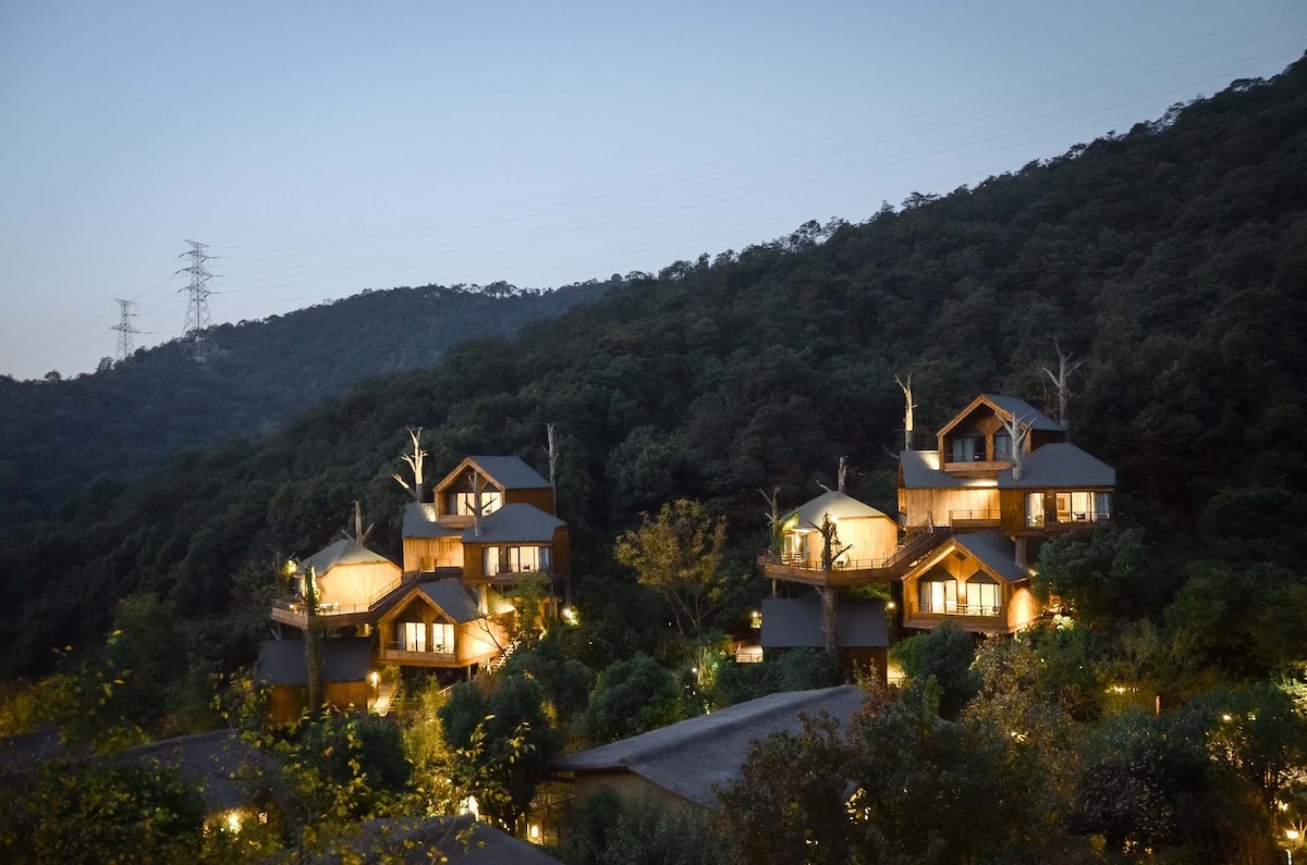 Architects Design An Elegant ”Tree House” Resort in Hangzhou, China