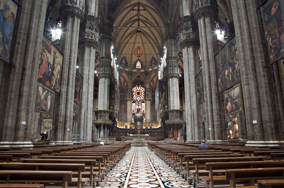 5 Incredible Buildings That Embody the Characteristics of Gothic Architecture