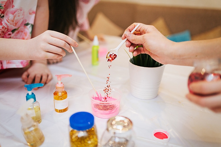 - ViralBandit Glitter Collage Glue Supplies