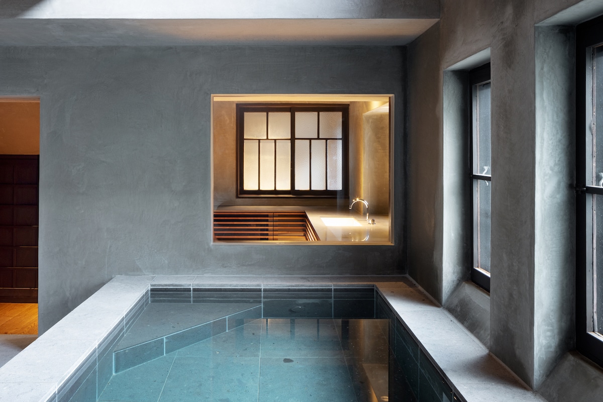 Architect’s Transform One of Frank Lloyd Wright’s Iconic Prairie Style Villas Into a Hotel