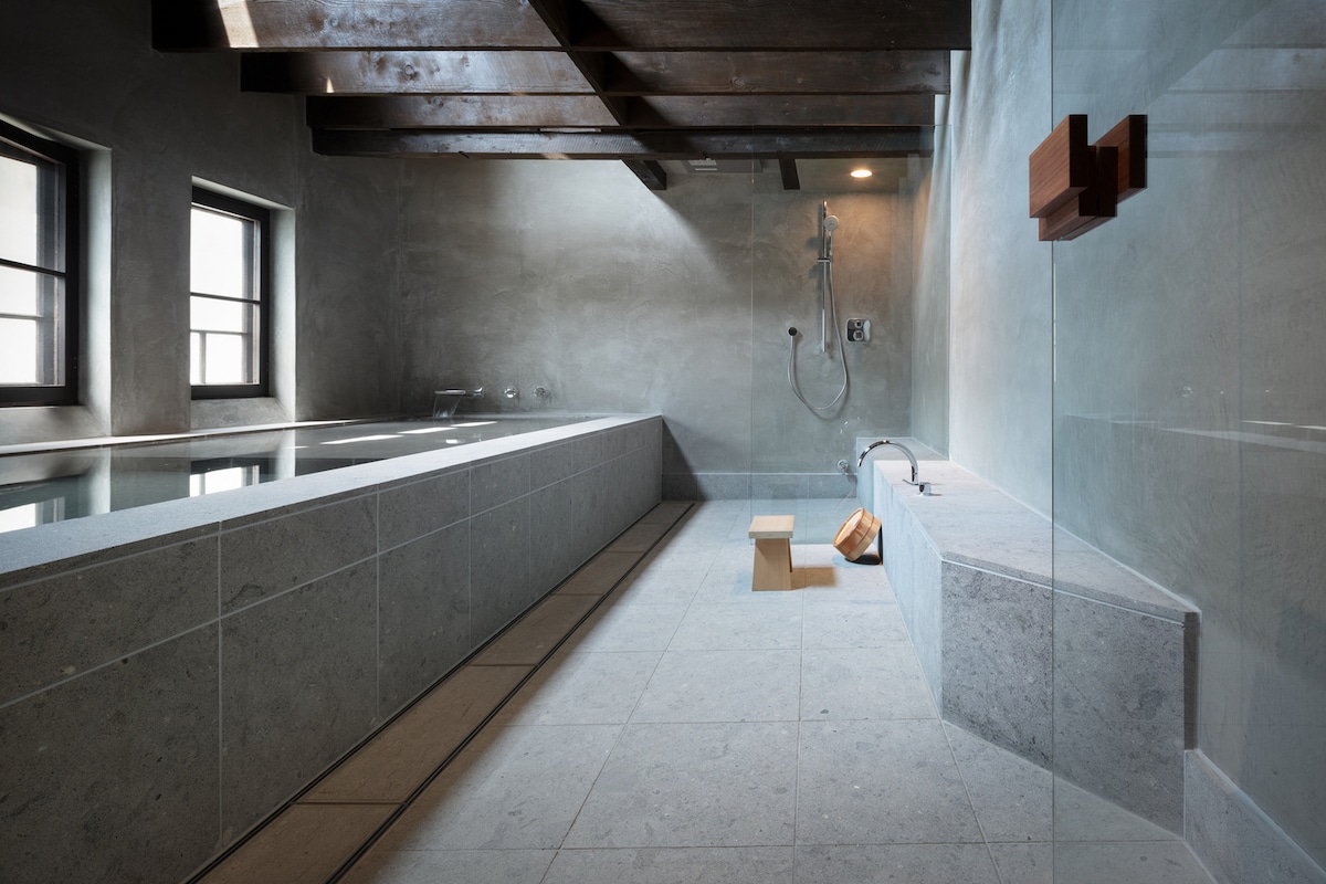 Architect’s Transform One of Frank Lloyd Wright’s Iconic Prairie Style Villas Into a Hotel