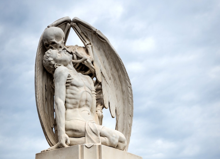 Kiss of Death Sculpture at Poblenou Cemetery in Barcelona