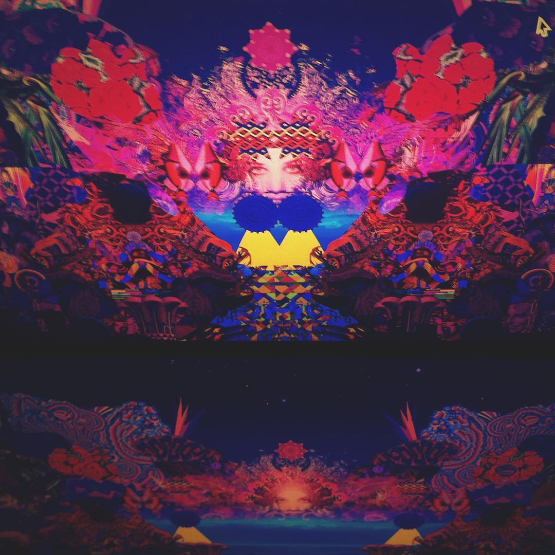 - ViralBandit