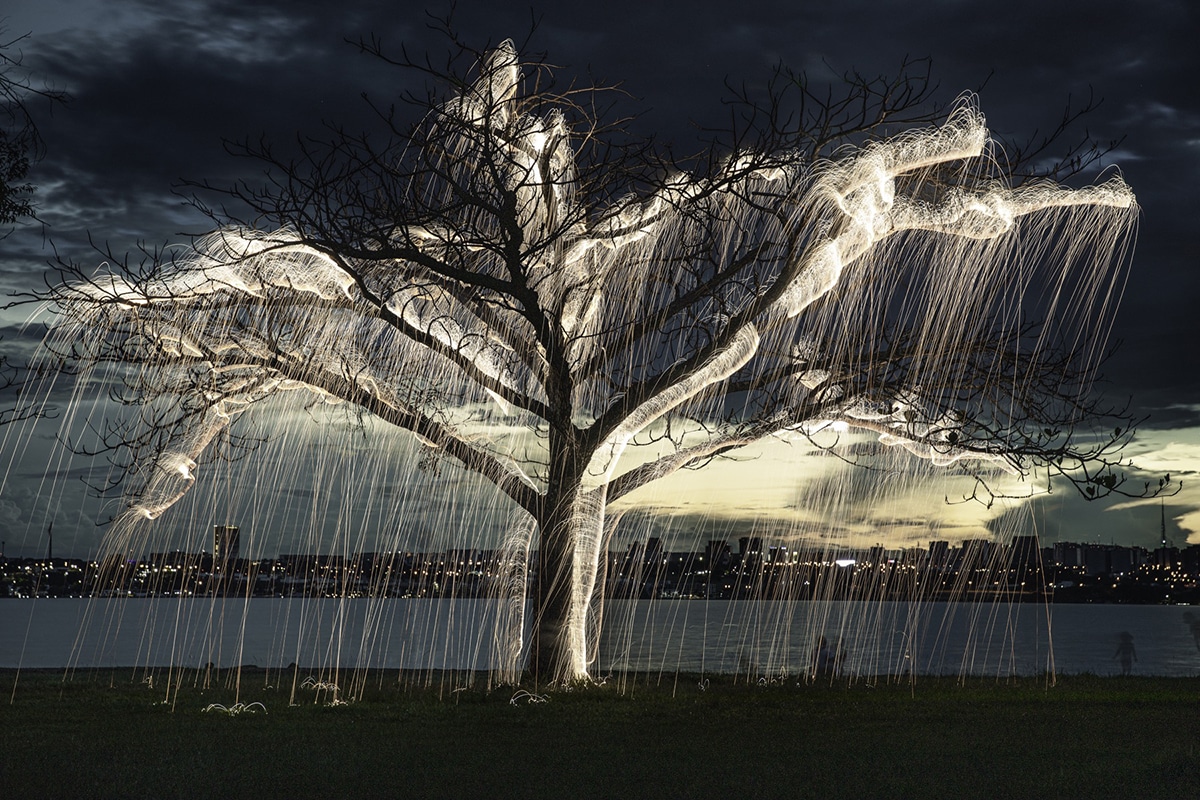 Vitor Schietti Impermanent Sculptures Light Painting Photography