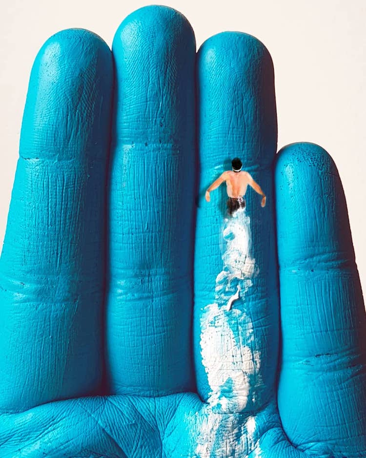 Tiny Figure Paintings by Golsa Golchini
