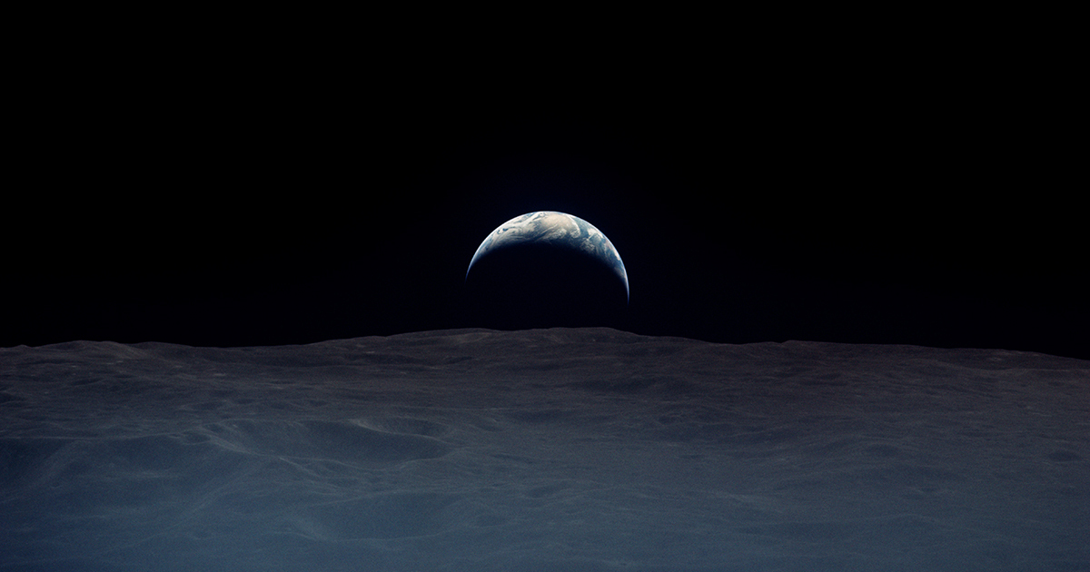 toby-ord-earth-restored-apollo-images-thumbnail.jpg - ViralBandit
