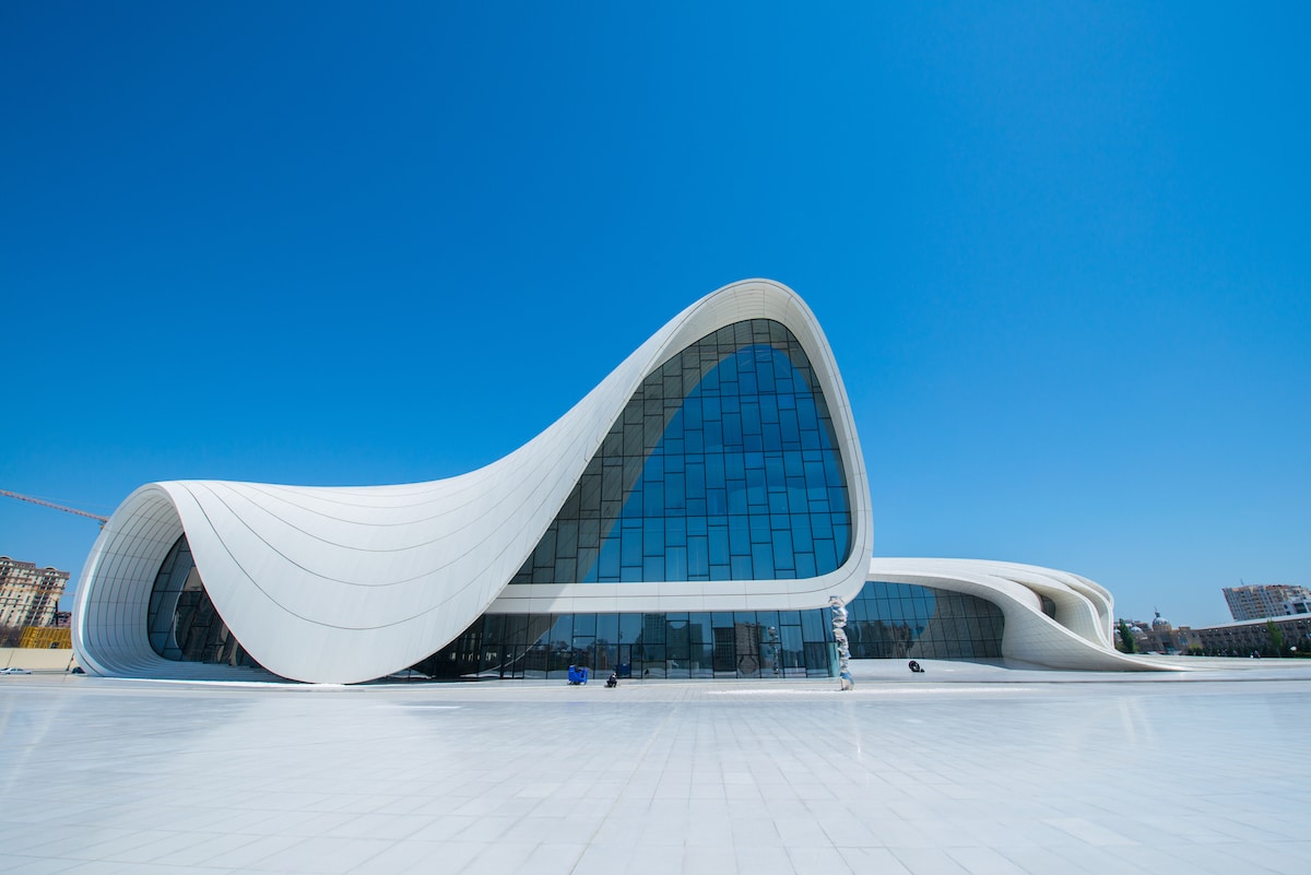 5 Futuristic Buildings That Showcase the Aesthetics of Contemporary Architecture