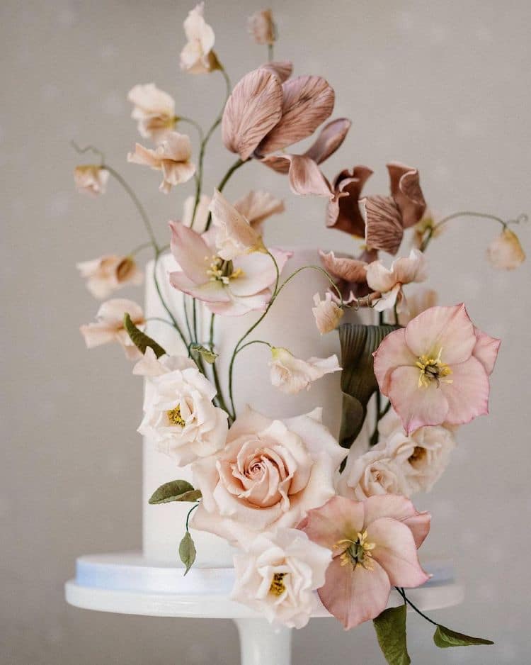 Realistic Sugar Flowers by Finespun Cakes