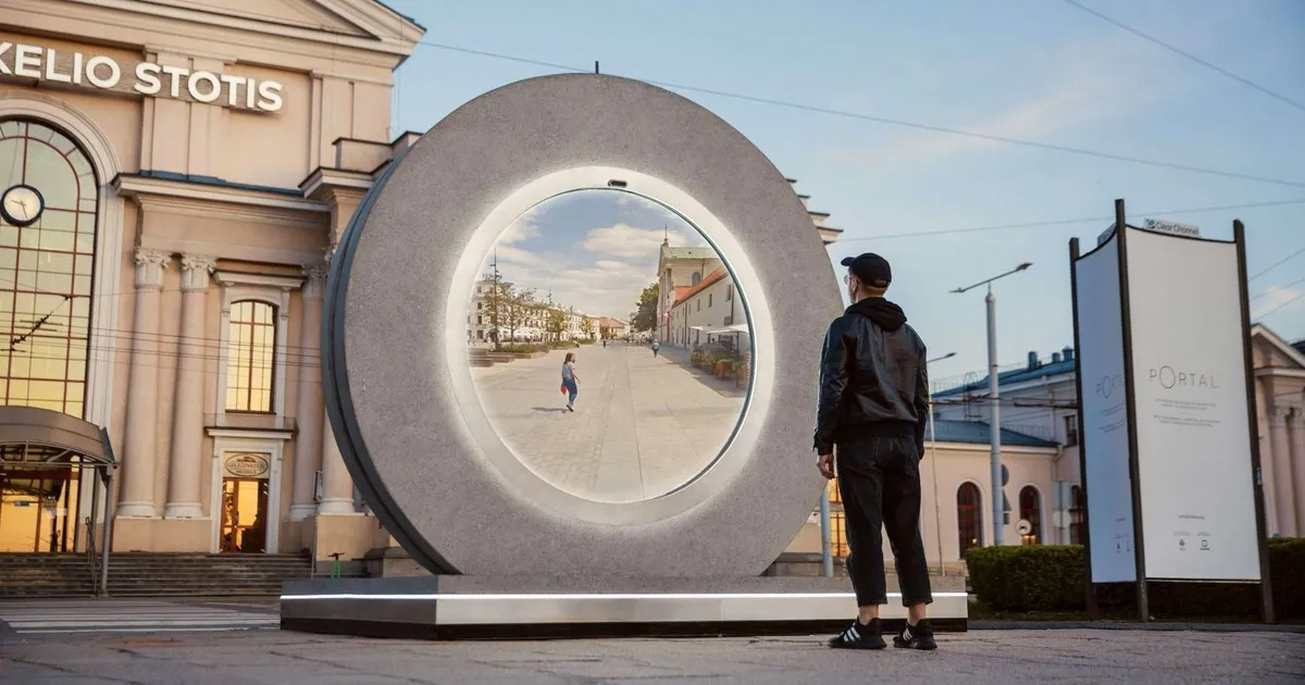 portal-in-vilnius-thumbnail.jpg - ViralBandit
