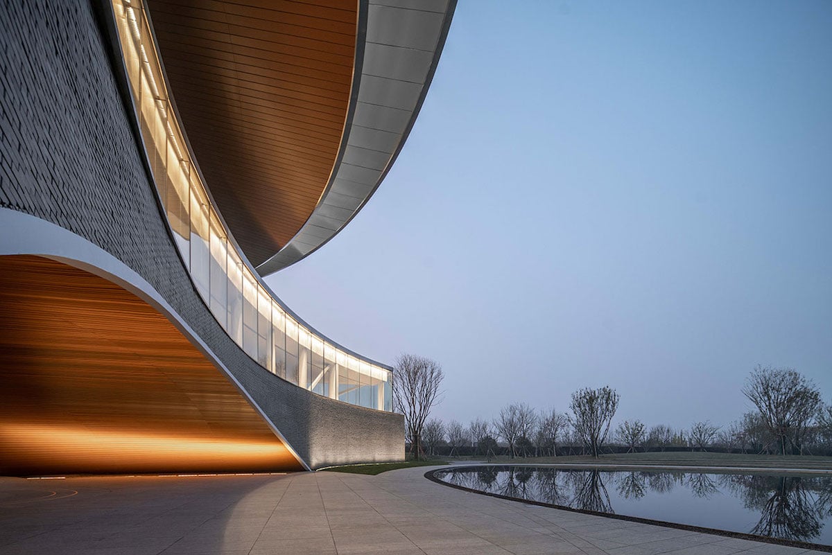 This Contemporary Chinese Hotel Is Inspired by Ancient Texts