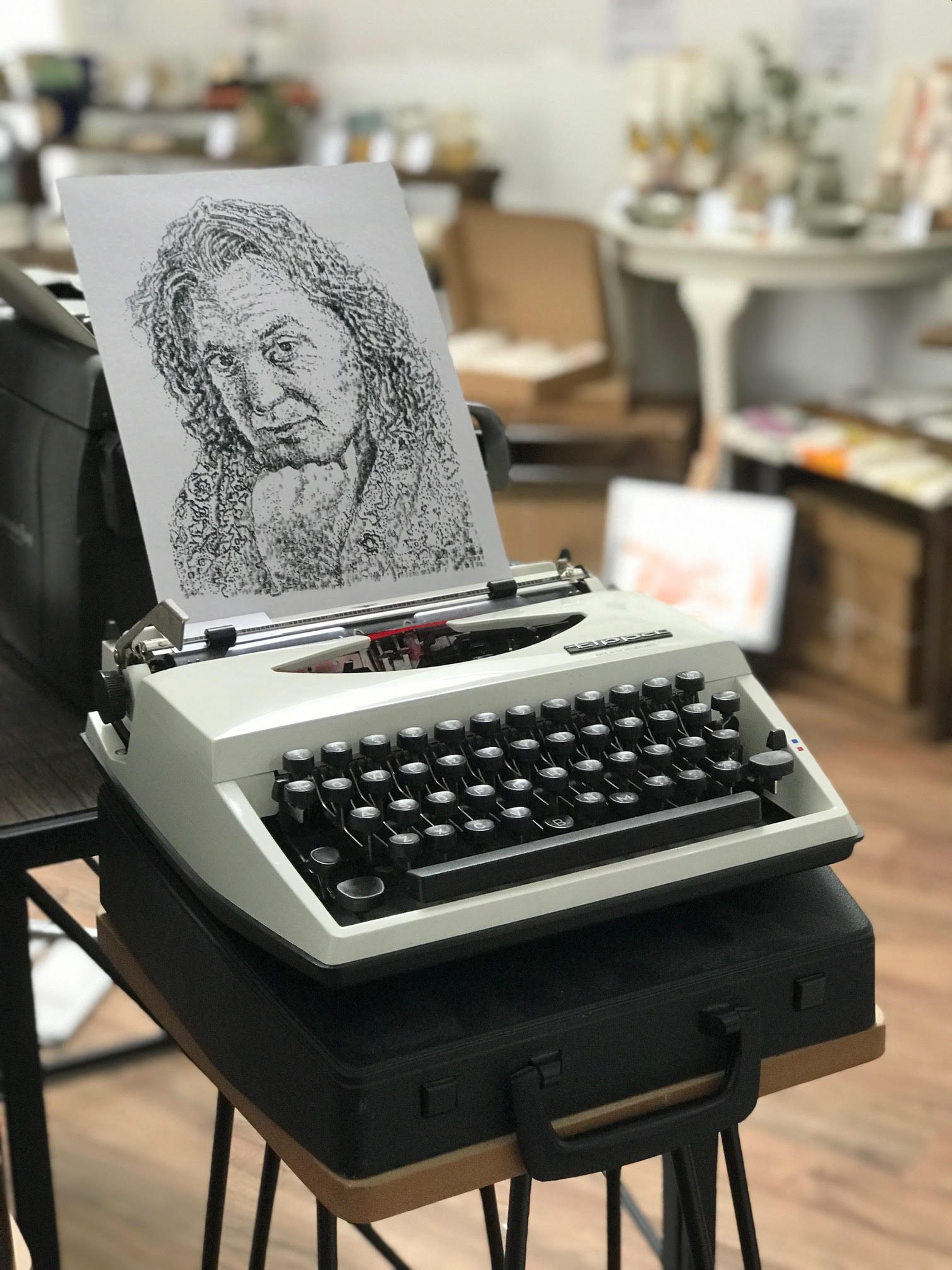 - ViralBandit Typewriter Art by James Cook