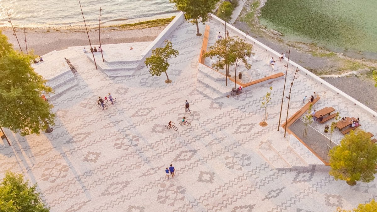 - ViralBandit Casanova + Hernandez designed plaza captued by Ergys Zhabjaku