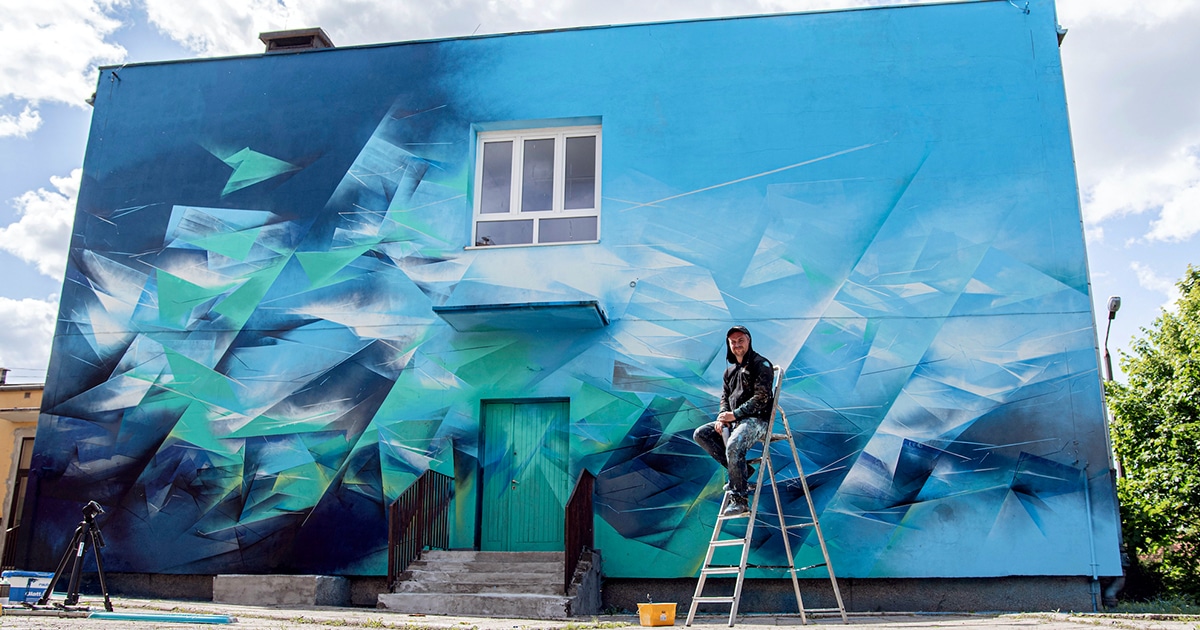 pener-mirror-land-street-art-thumbnail.jpg - ViralBandit