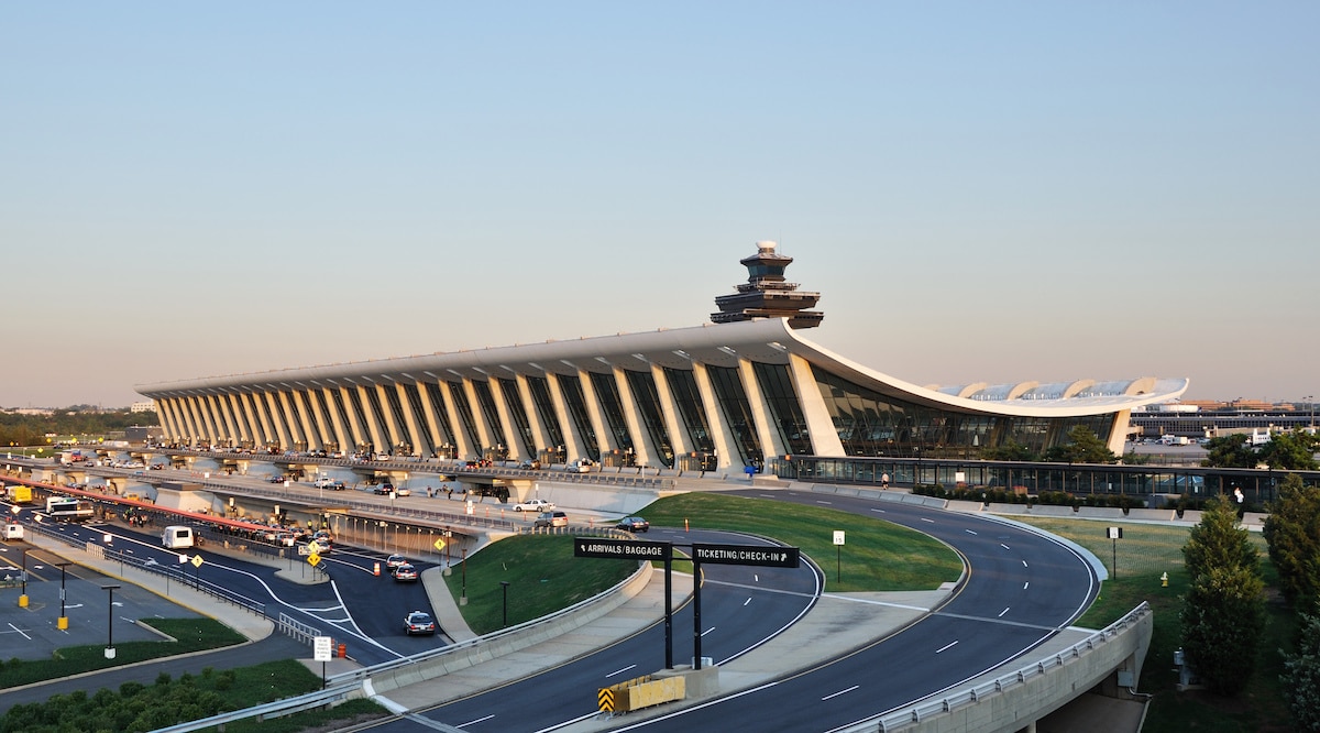 Dulles International Airport by Eero Saarinen