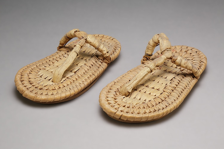 Leather child's sandals