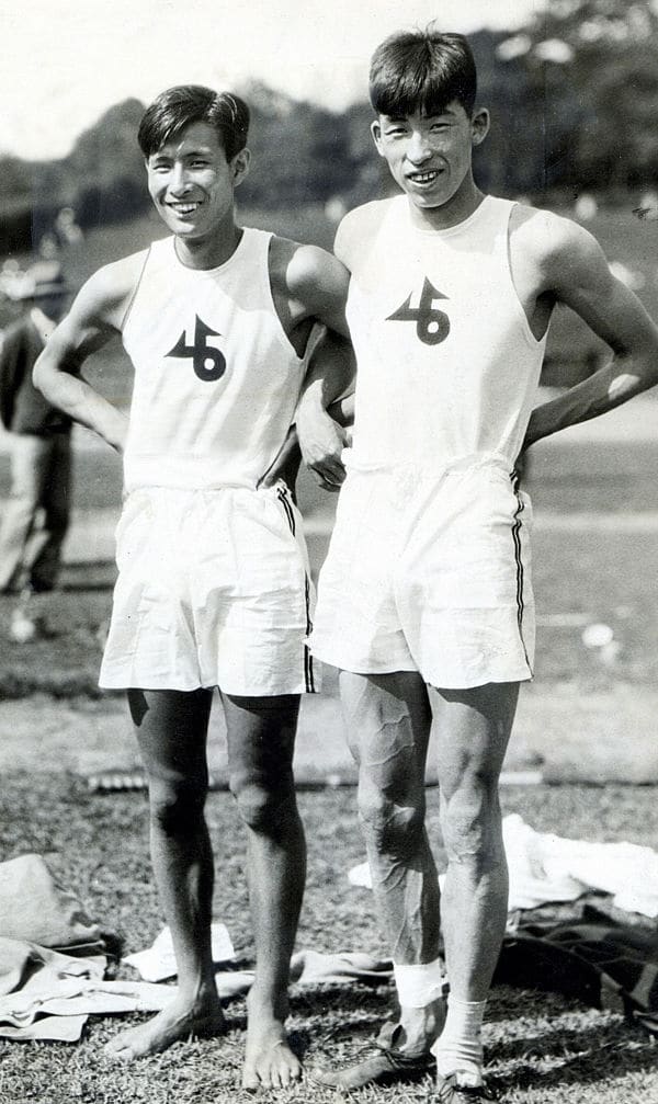 Sueno Oe and Shuhei Nishida in 1930