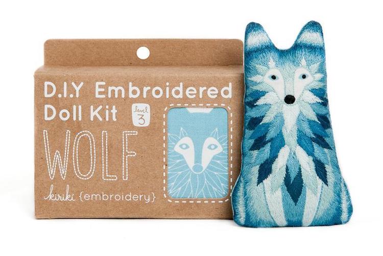 Wold Embroidery Kit