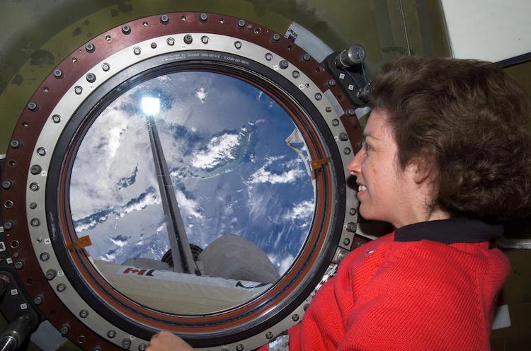 Dr. Ellen Ochoa, the First Hispanic Woman in Space