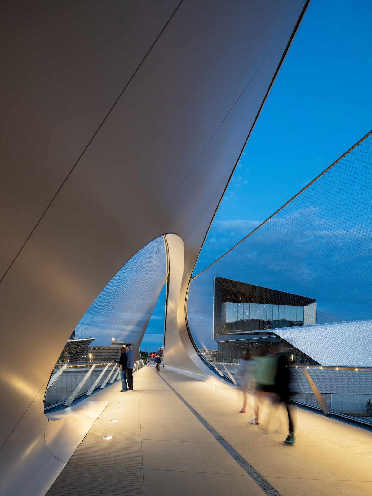 - ViralBandit Close-up of Park Union Bridge by Diller Scofidio + Renfro