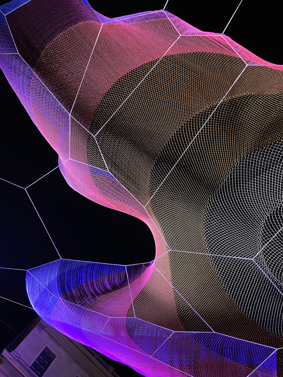 Janet Echelman's Earthtime 1.26 Munich in Odeonsplatz
