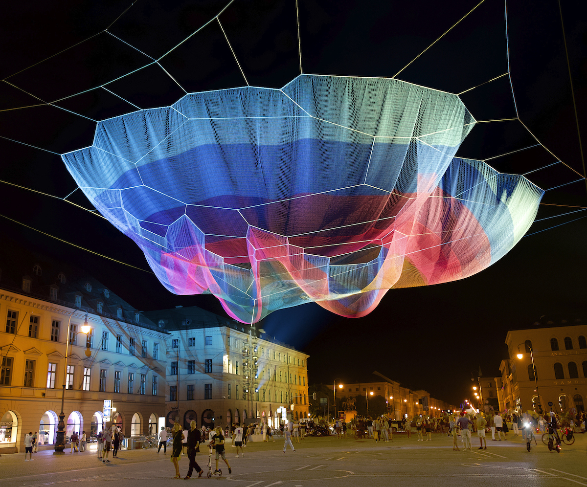 Janet Echelman's Earthtime 1.26 Munich in Odeonsplatz