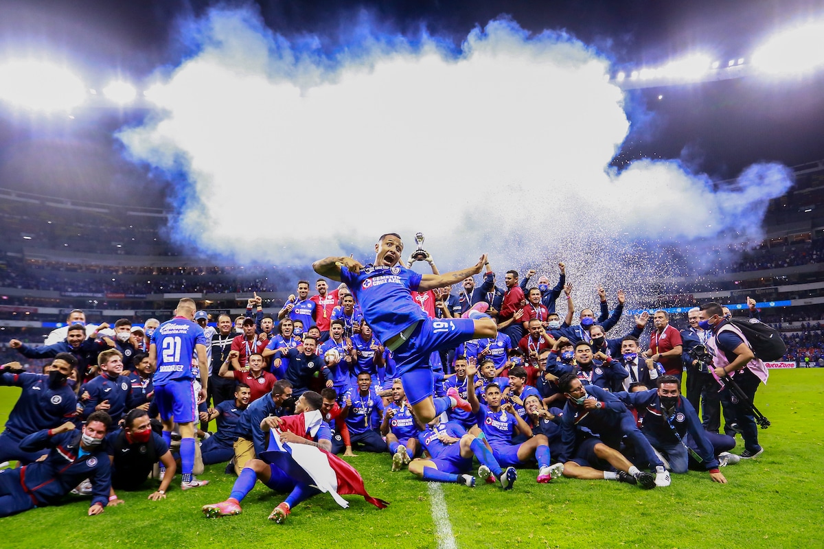 Cruz Azul Winning the Liga MX