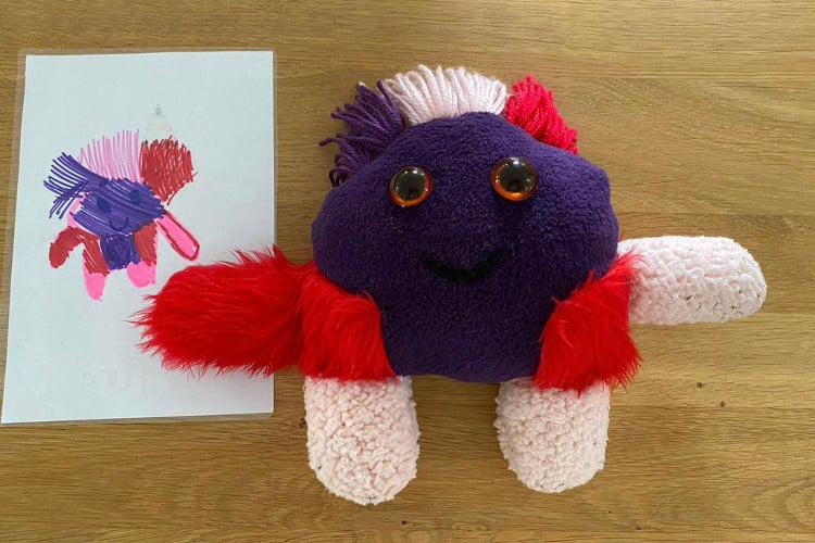 Devoted Teacher Makes Plush Toys Based on Her Students’ Drawings