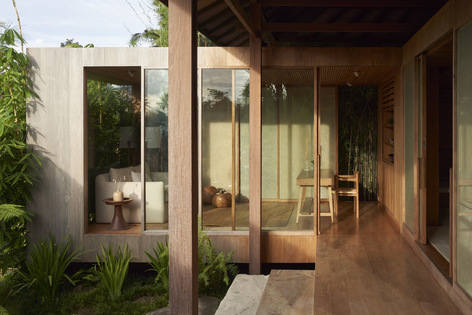 A Balance Of Character And Elegance, Her Is A Warm Space For Creativity And Quiet Contemplation
