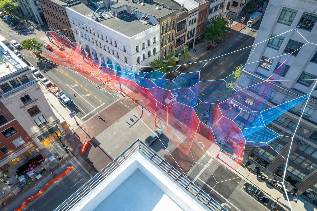 Installation in Columbus, Ohio, by Jannet Echelman