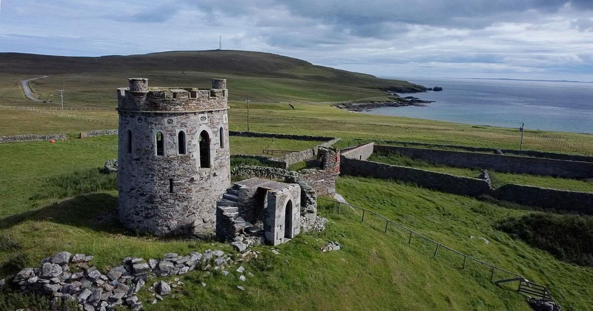 brough-lodge-thumbnail.jpg - ViralBandit