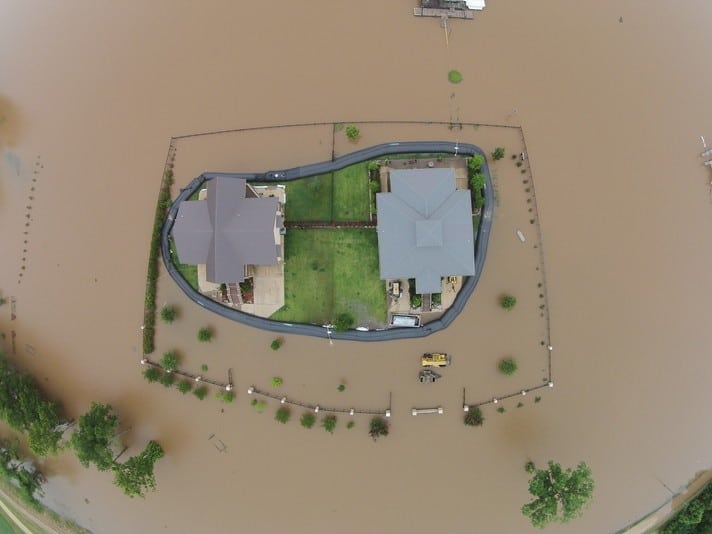 AquaDams installed around two homes in Natchitoches, LA.