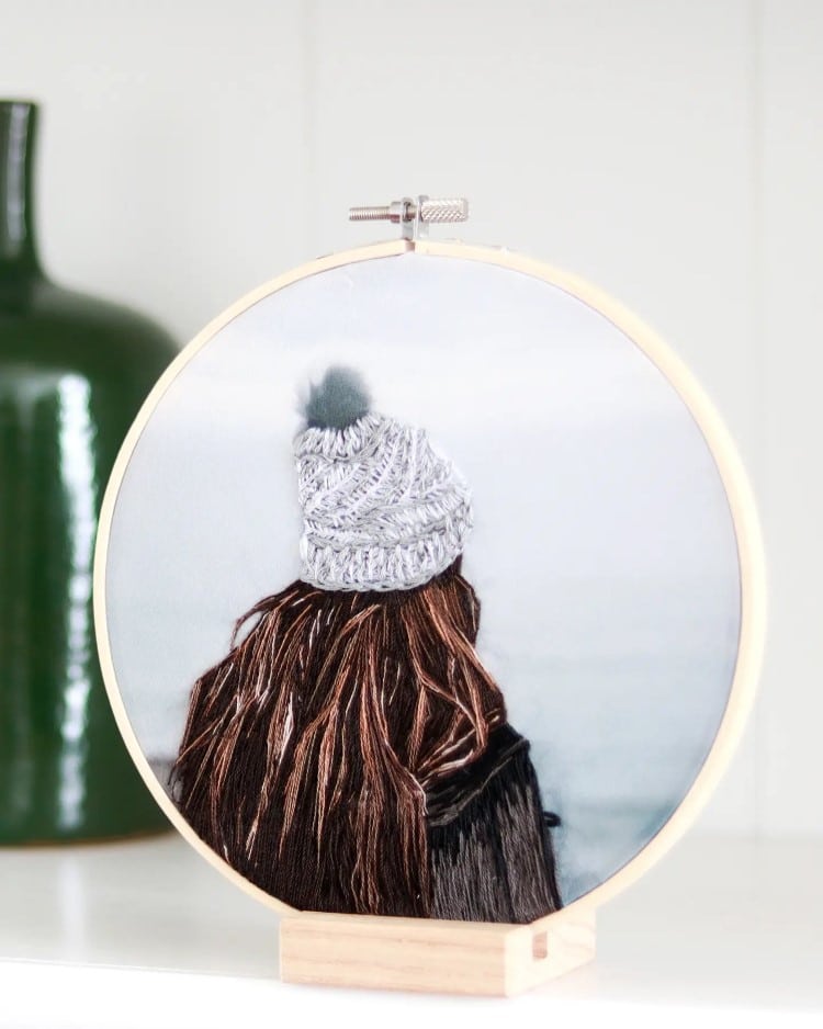 Online Embroidery Class with Floor Giebels