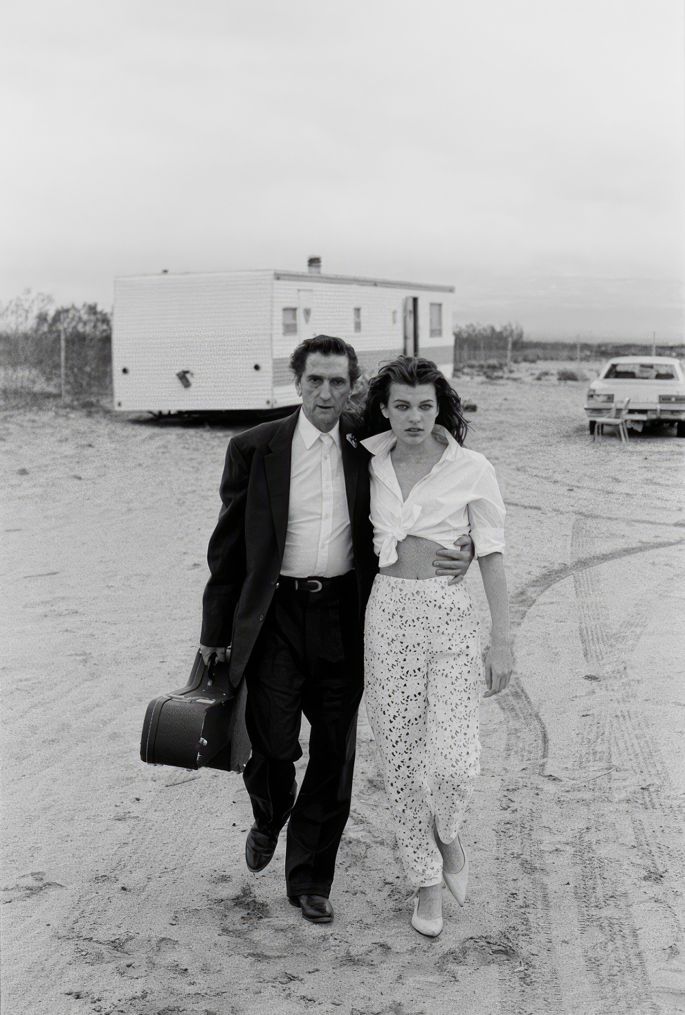 Milla Jovovich Harry Dean Stanton 1 