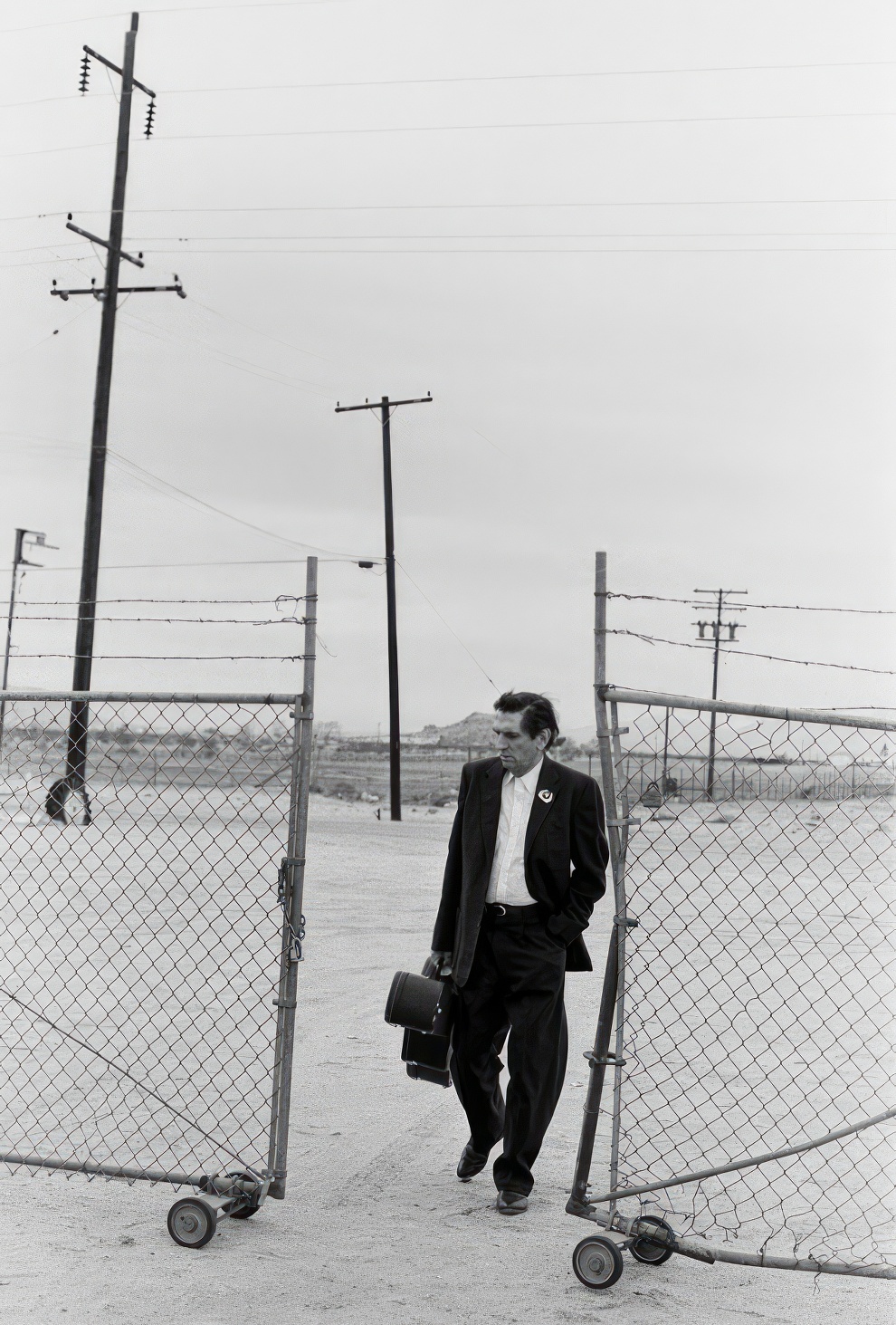 Milla Jovovich Harry Dean Stanton 8 