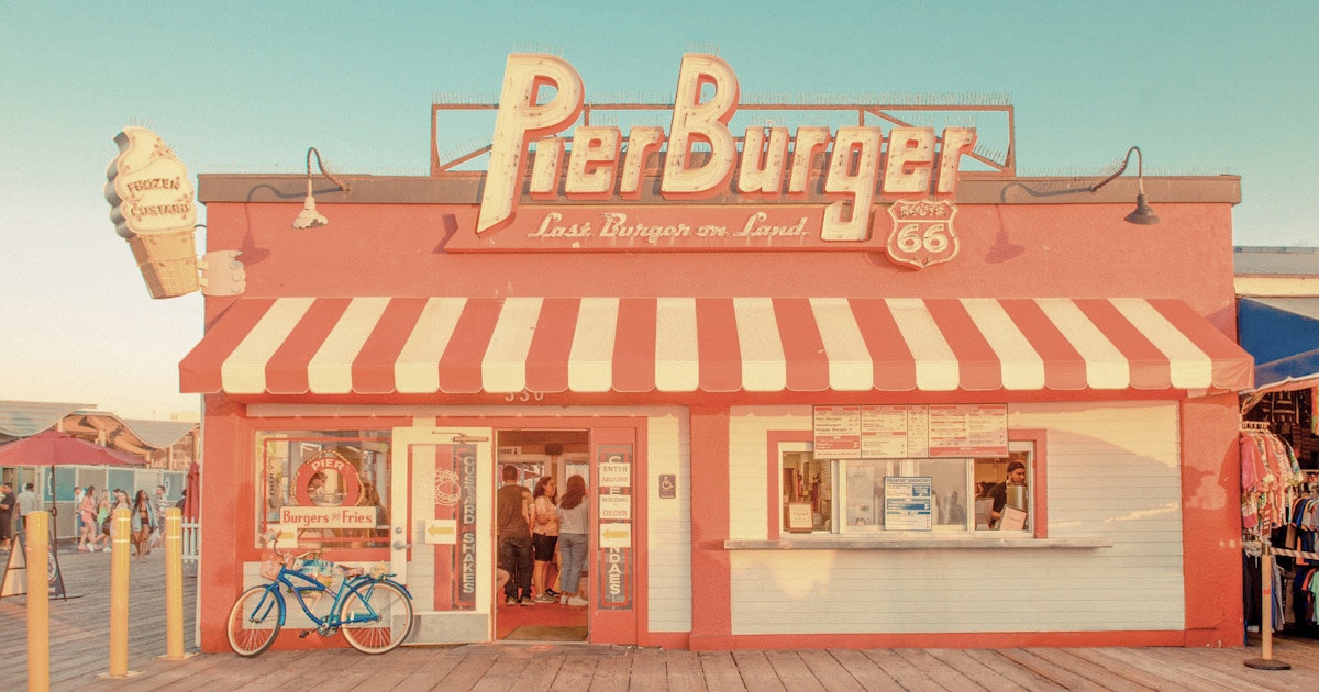 Photographer Captures Santa Monica Pier in Pastel Tones