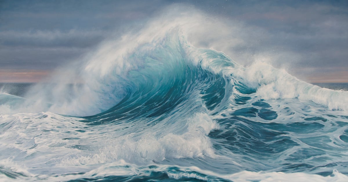 Sweeping Oil Paintings Capture the Duality of the Ocean